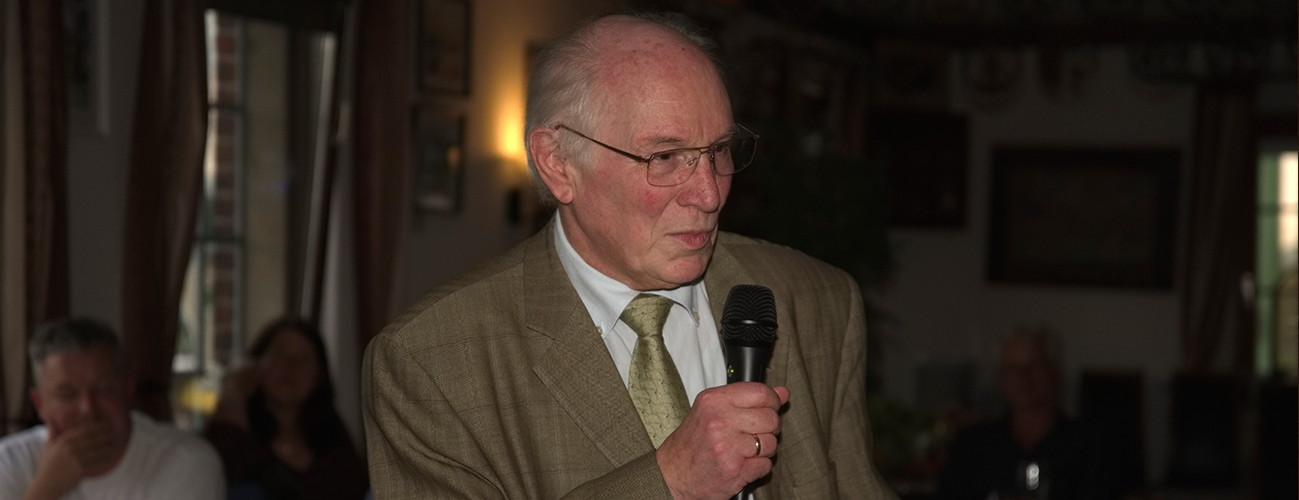 DGfdB-Ehrenmitglied Prof. Dr. Gunther Gansloser Prof. Dr. Gunther Gansloser